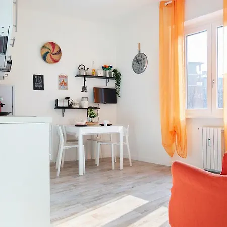 Lägenhet Flatty Apartments- Alserio Milano